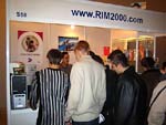 На стенде компании RIM2000